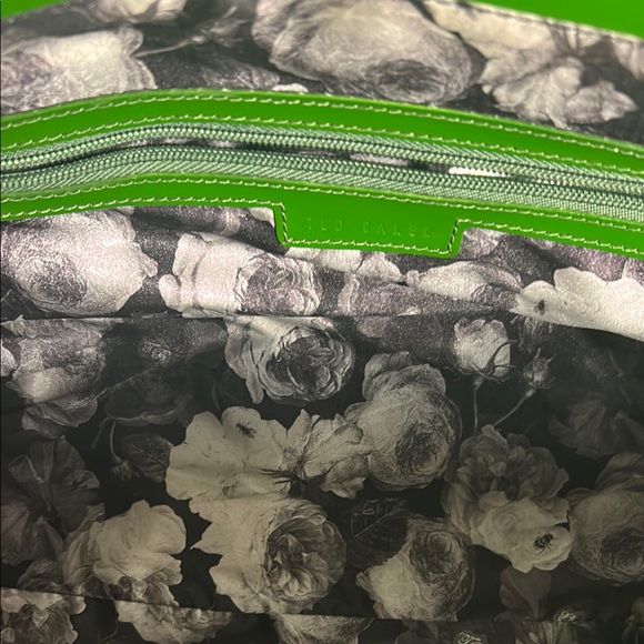 Ted Baker Glossy Green Satchel - Picture 3 of 6
